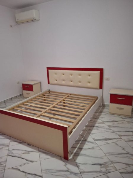 Tirane, jepet me qera apartament 2+1+Ballkon Kati 7, 100 m² 510 € (Yzberisht/Rr.Rexhep Shala)