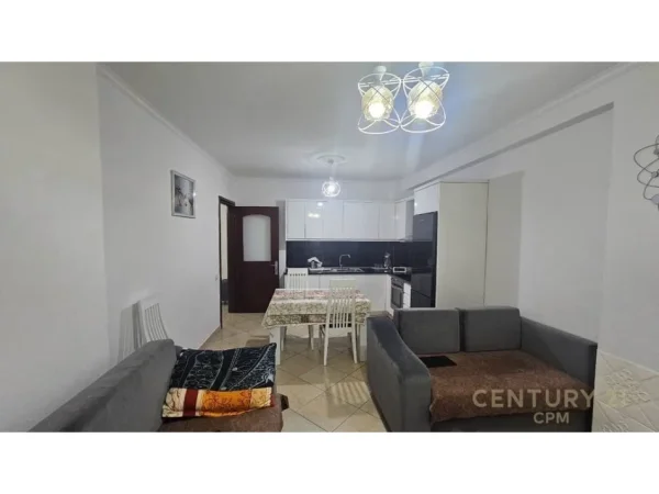 Tirane, shitet apartament 2+1 Kati 3, 102 m² 135.000 € (Fresku)