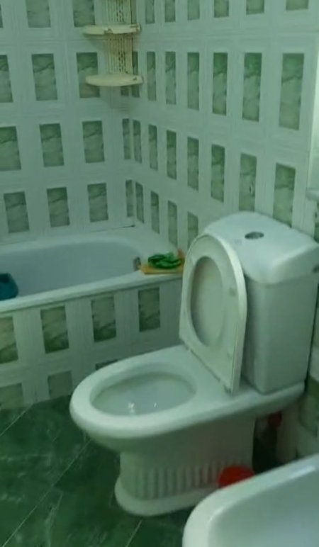 Tirane, jepet me qera apartament 2+1+Ballkon Kati 2, 105 m² 400 € (Rruga gjon mili , rruga siri kodra)