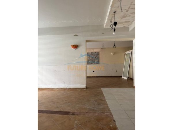 Tirane, jepet me qera ambjent biznesi Kati 0, 91 m² 1.200 € (Rruga &quot;Gjik Kuqali&quot; pranë Stadiumit Dinamo.)