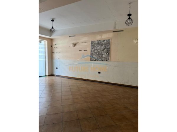 Tirane, jepet me qera ambjent biznesi Kati 0, 91 m² 1.200 € (Rruga &quot;Gjik Kuqali&quot; pranë Stadiumit Dinamo.)