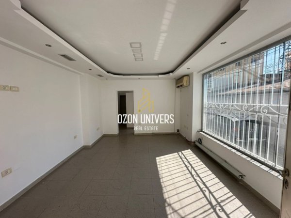 Tirane, jepet me qera ambjent biznesi Kati 0, 100 m² 800 € (rruge durrsi)