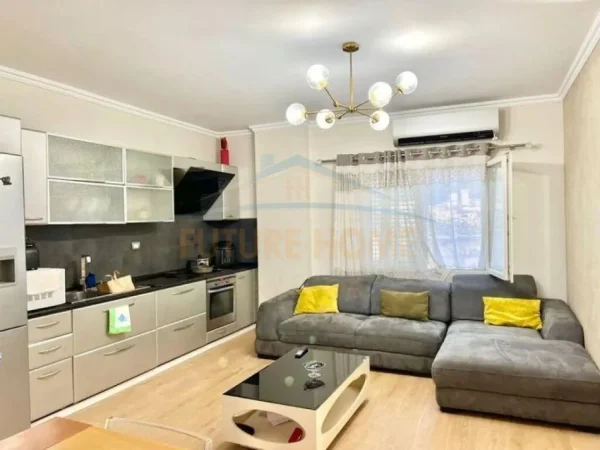 Tirane, shitet apartament 2+1 Kati 6, 96 m² 200.000 € 