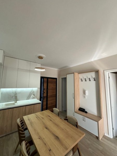 Tirane, shitet apartament 1+1 , 104 m² (Univers City)