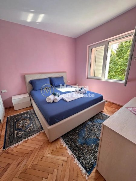 Tirane, jepet me qera apartament 1+1+Ballkon Kati 2, 60 m² 500 € (Rr. Bardhyl- MORINA REAL ESTATE II)