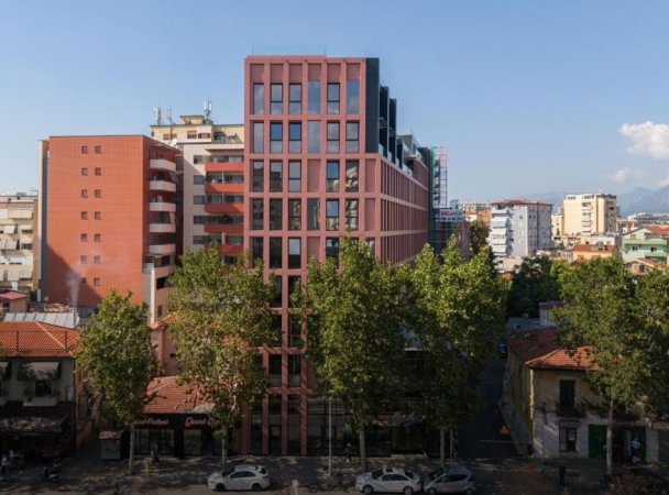 Tirane, shitet zyre Kati 5, 1.200.000 € 