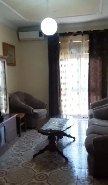 Tirane, jepet me qera shtepi 2+1 Kati 2, 105 m² 400 € (Siri Kodra ,Rruga Besa)
