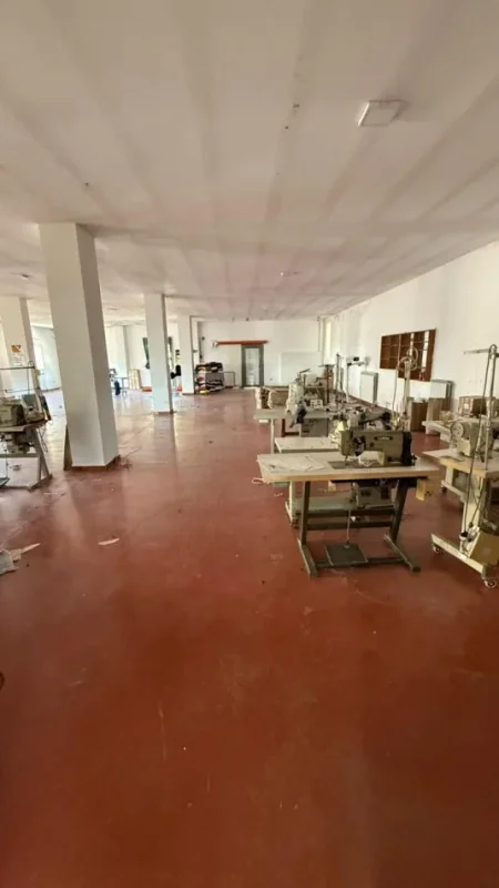 Shitet, Truall dhe ndërtesë, Sharrë, Tiranë - 320,000€ | 1626 m²