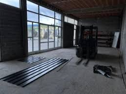 Tirane, jepet me qera magazine Kati 1, 120 m² 550 € (KODRA E PRIFTIT)