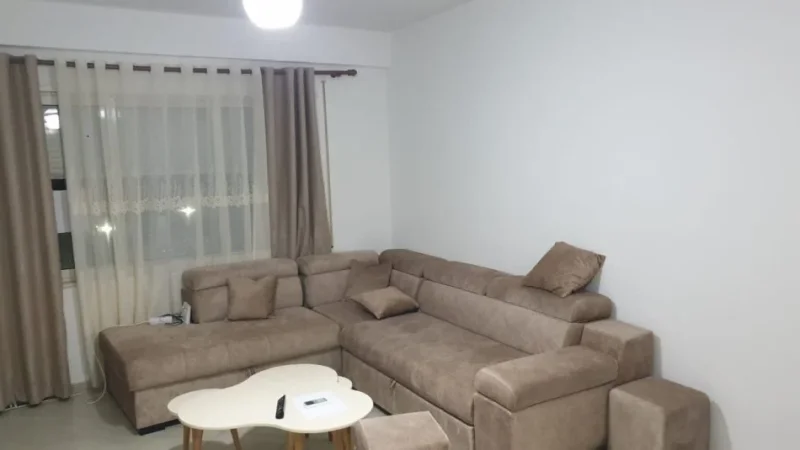 Tirane, jepet me qera apartament 2+1 Kati 1, 98 m² 450 € (Fresku)