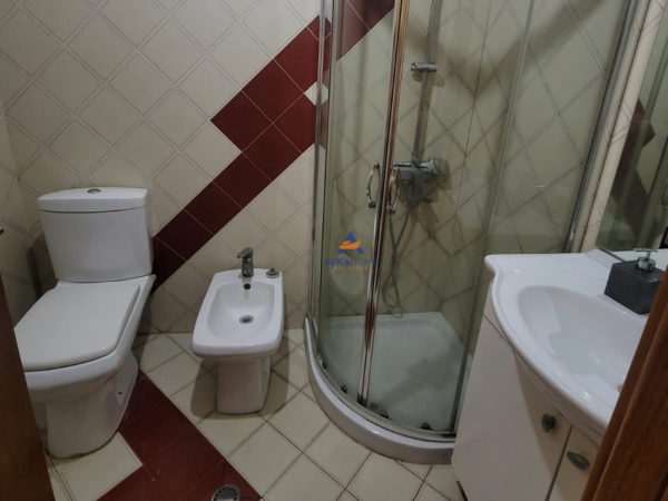 Tirane, shitet apartament 1+1+Ballkon Kati 3, 69 m² 91.000 € (RRUGA E THESARIT, FRESK)