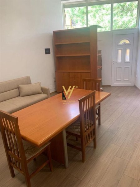 Tirane, jepet me qera apartament 1+1+Ballkon Kati 1, 46 m² 500 € (SIRI KODRA)