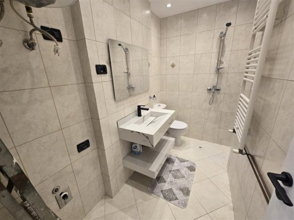 Tirane, shitet apartament 2+1 Kati 3, 109 m² 325.000 € (RRUGA KOSOVAREVE)