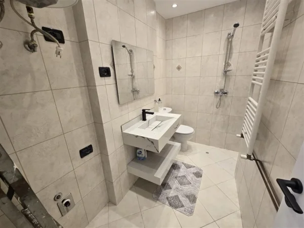 Tirane, shitet apartament 2+1 Kati 3, 109 m² 325.000 € (RRUGA KOSOVAREVE)