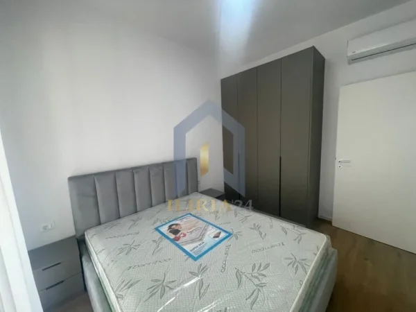 Tirane, jepet me qera apartament 1+1+Ballkon Kati 4, 55 m² 450 € (Ali Dem Residenca Kaim)