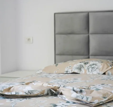 Durres, jepet me qera apartament 2+1 Kati 1, 81 m² 430 € (Plazh,Durres Rruga e Frigoriferit)