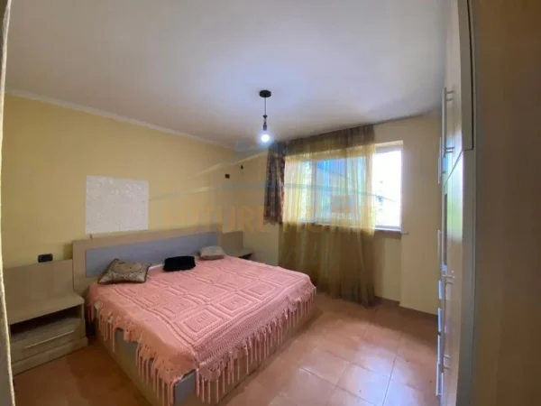 Tirane, jepet me qera apartament 1+1 Kati 3, 90 m² 600 € 
