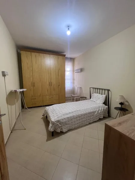 Tirane, jepet me qera apartament 2+1 Kati 2, 100 m² 700 €, Mbikalimi i Komunes