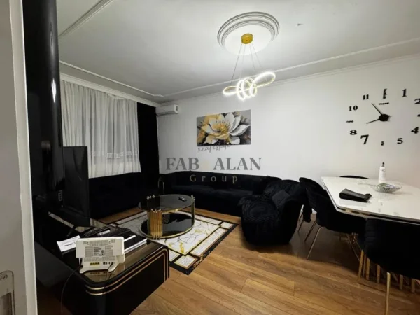 Tirane, shitet apartament 2+1 Kati 9, 90 m² 155.000 € (Mbrapa UET, Porcelan)