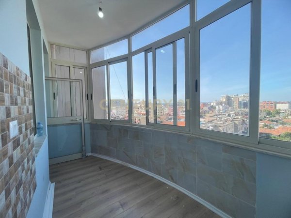 Tirane, shitet apartament 1+1 Kati 8, 59 m² 140.000 € (Rr.Fortuzi)