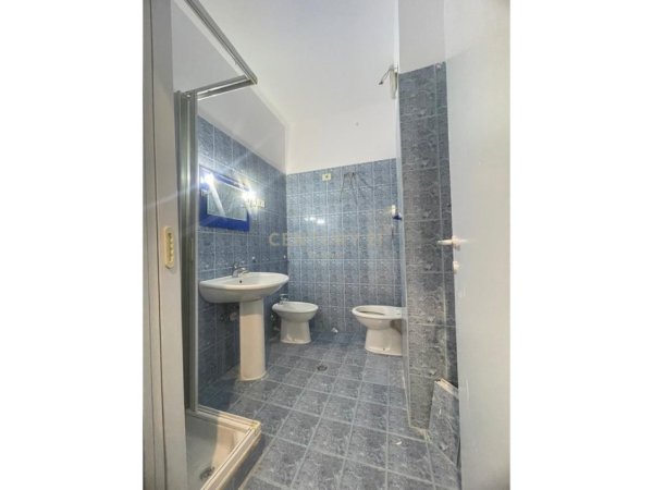 Tirane, shitet apartament 1+1 Kati 8, 59 m² 140.000 € (Rr.Fortuzi)