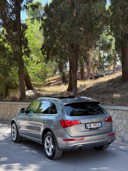 Durres, shitet makine Q5 Benzin+Gaz, gri e erret automatik Kondicioner 15.000 km