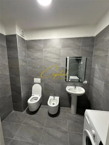Tirane, jepet me qera apartament 1+1 Kati 9, 65 m² 450 € (ASTIR)