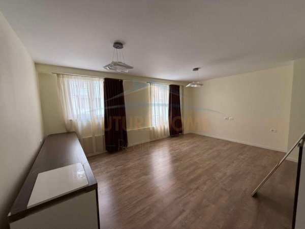 Tirane, jepet me qera apartament duplex 1+1 Kati 1, 50 m² 40.000 ALL / Muaj  (SELITE)   UNA52818