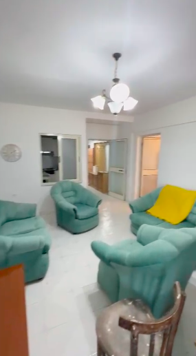 Tirane, jepet me qera apartament 1+1 Kati 6, 70 m² 700 € (qender)