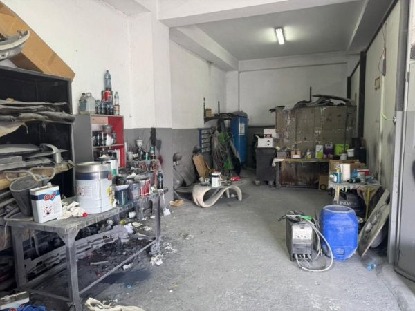 Tirane, shitet ambjent biznesi Kati 0, 740 m² 31.000 € (Mezez)