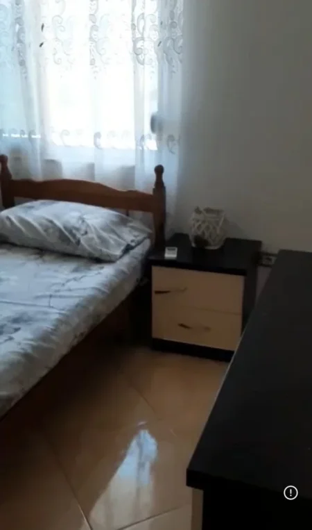 Tirane, jepet me qera apartament 2+1 Kati 2, 75 m² 400 € 