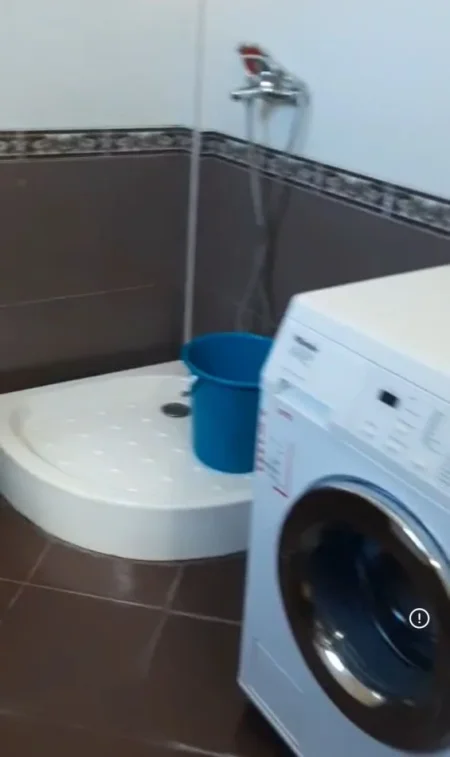 Tirane, jepet me qera apartament 2+1 Kati 2, 75 m² 400 € 