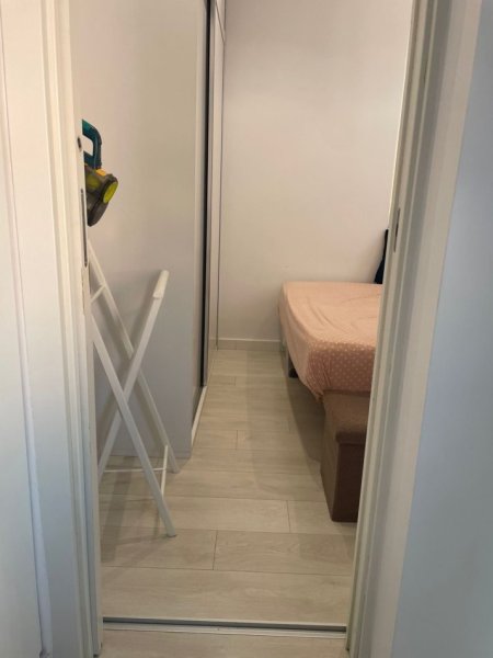 Tirane, jepet me qera apartament 1+1 Kati 5, 50 m² 