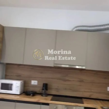 Tirane, jepet me qera apartament 2+1 Kati 7, 100 m² 800 € (Rruga 5 Maj)