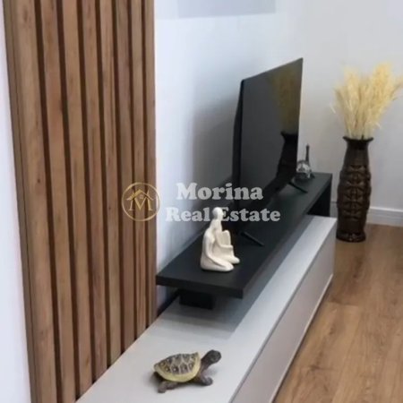 Tirane, jepet me qera apartament 2+1 Kati 7, 100 m² 800 € (Rruga 5 Maj)