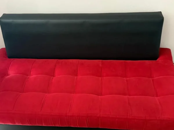 Tirane, shes Kend per Zyra ose shtepi 1 €