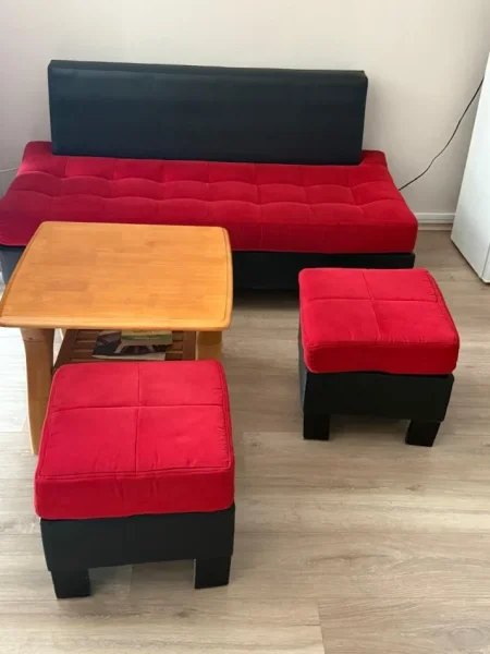 Tirane, shes Kend per Zyra ose shtepi 1 €