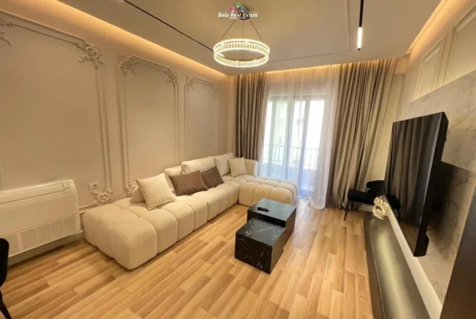 Tirane, jepet me qera apartament 2+1 Kati 7, 117 m² 1.000 € (Oasis Residence)