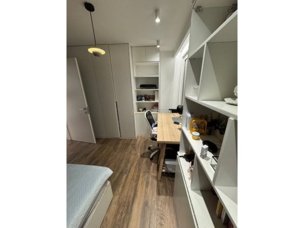 Tirane, jepet me qera apartament 2+1 Kati 1, 81 m² 850 € (MATERNITETI I RI ;Bulevardi Zhan Dark Tirana Albania)