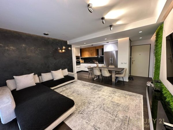 Tirane, jepet me qera apartament 2+1 Kati 4, 100 m² 1.600 € (Myslym Shyr)