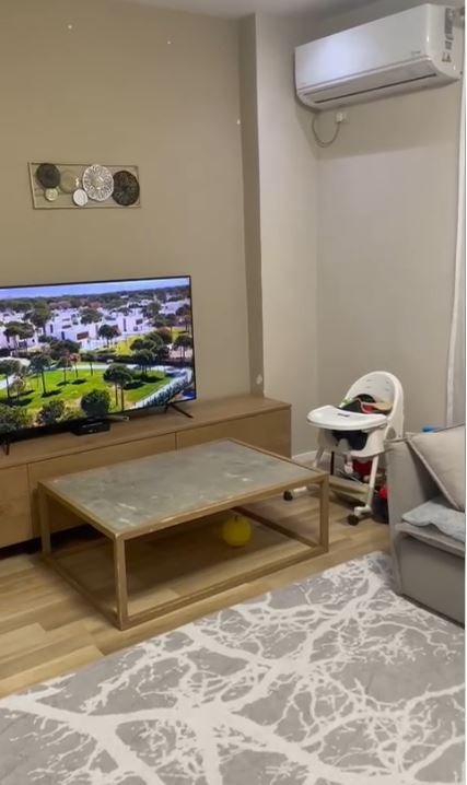 Shitet Apartament 2+1, ne Tresh 5 minuta nga Instituti  i projektuar deri në detaje nga arkitekt profesionist, me mobilim modern e cilësor. Kati 5, 66 m² 85.000 €URO