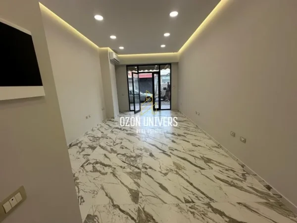 Tirane, jepet me qera ambjent biznesi Kati 0, 30 m² 500 € (rruga mine peza)