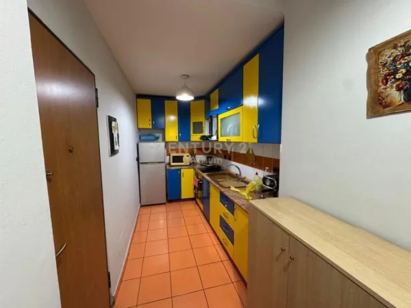 Tirane, shes apartament 2+1+Aneks+Ballkon Kati 3, 156 m² 193.000 € 