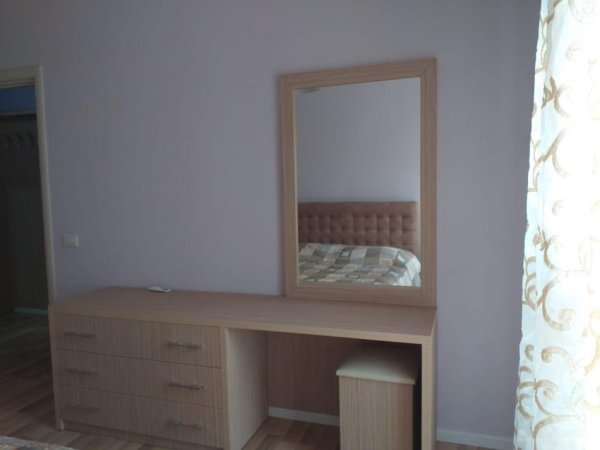 Shqiperi, jepet me qera apartament 1+1 Kati 6, 63 m² 700 € (Pazari i Ri)