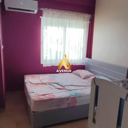 Tirane, jepet me qera apartament 2+1+Ballkon Kati 2, 60 m² 450 € (muhamed deliu)