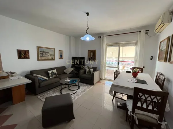 Tirane, shitet apartament 2+1 Kati 6, 91 m² 200.000 € (Brryli, Shkolla e Kuqe)