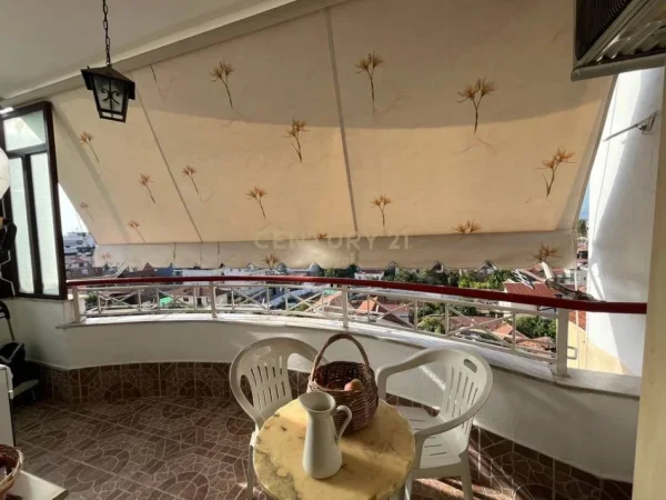 Tirane, shitet apartament 2+1 Kati 6, 91 m² 200.000 € (Brryli, Shkolla e Kuqe)