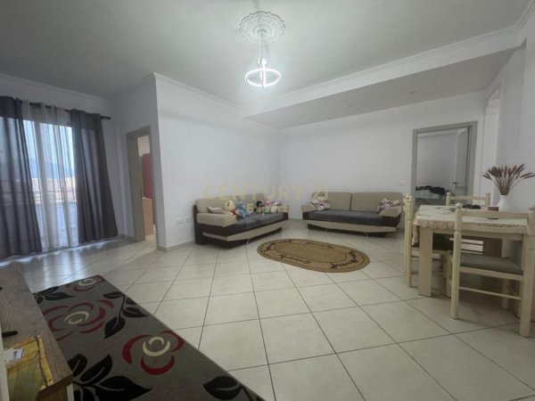 Tirane, jepet me qera apartament 2+1 Kati 5, 114 m² 520 € (OSLO ASTIR)