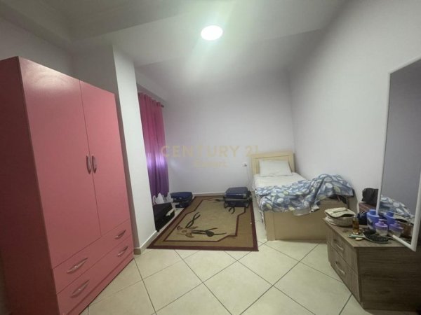 Tirane, jepet me qera apartament 2+1 Kati 5, 114 m² 520 € (OSLO ASTIR)