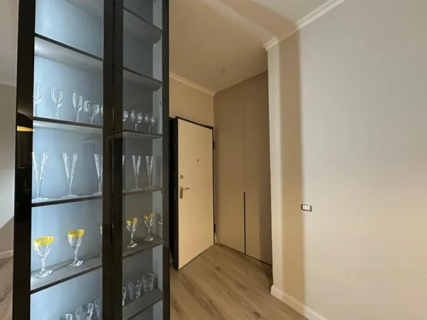 Tirane, jepet me qera apartament 1+1+Aneks+Ballkon Kati 2, 74 m² 680 € (Rose Garden Residence)